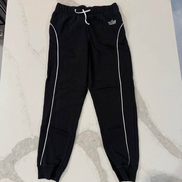 Nike Other - Nike Big Girl Icon Clash Fleece Jogger Sweatpants Girls XL Athleisure Loungewear